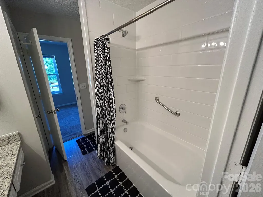 6466 Windsor Gate Lane Charlotte NC 28215