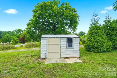 132 Greenway Road Iron Station NC 28080