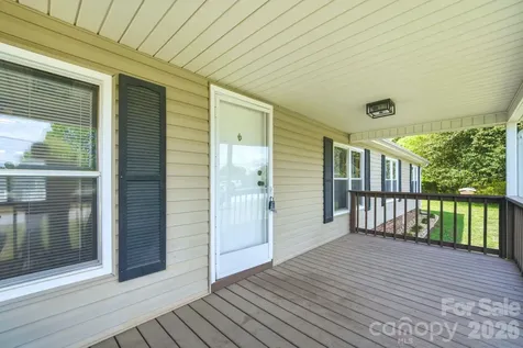 132 Greenway Road Iron Station NC 28080