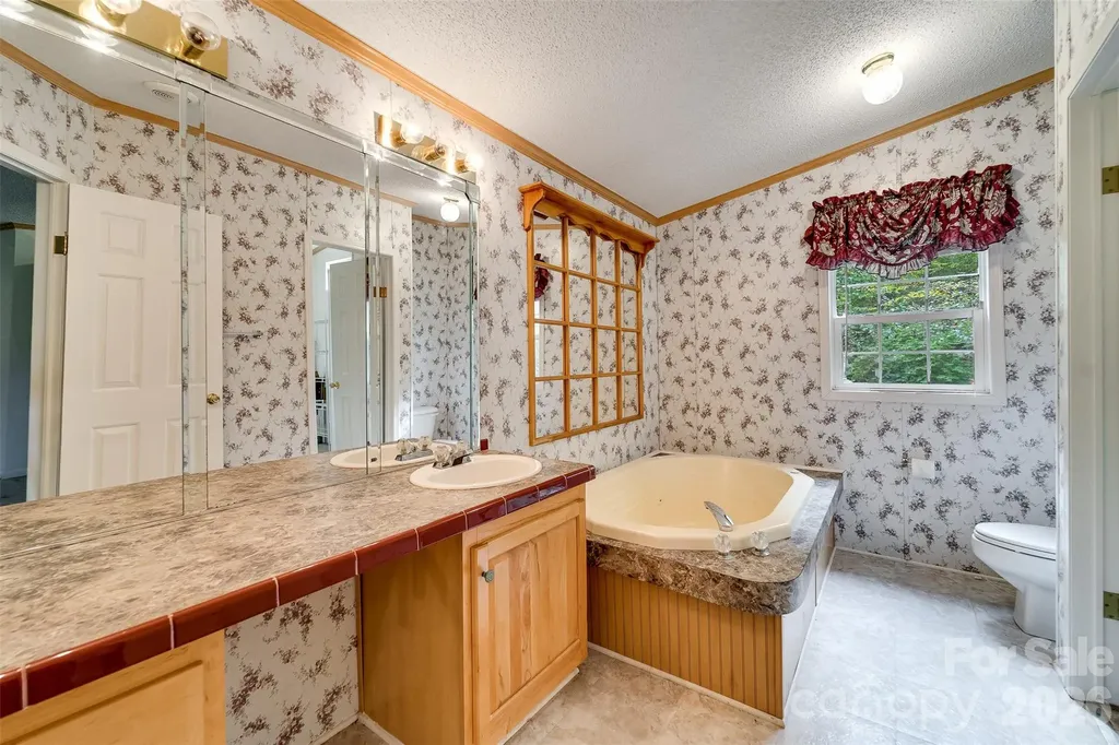 197 Savannah Meadows Trail Sylva NC 28779