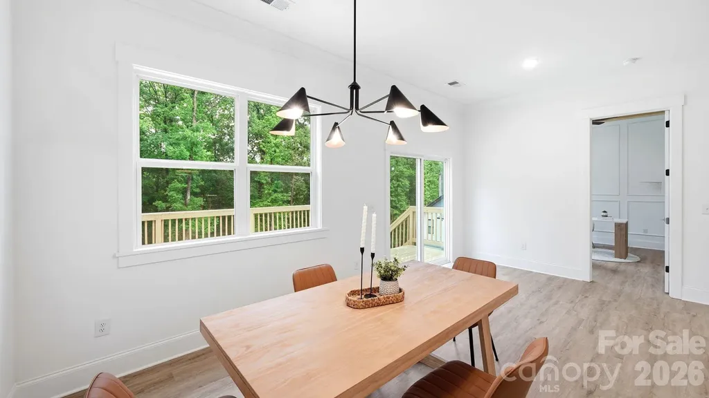 825 Breezewood Drive Charlotte NC 28262