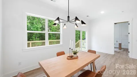 825 Breezewood Drive Charlotte NC 28262