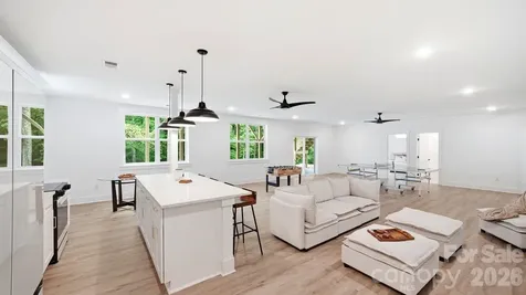 825 Breezewood Drive Charlotte NC 28262