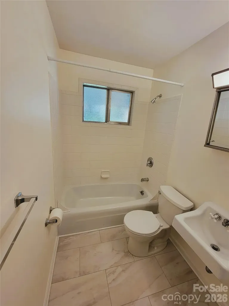 25 Browndale Road Asheville NC 28805