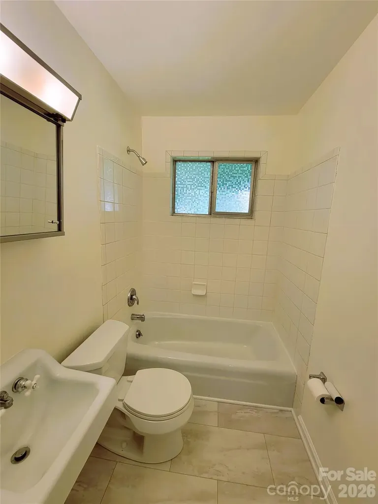 25 Browndale Road Asheville NC 28805