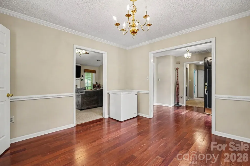 4300 Saxonbury Way Charlotte NC 28269