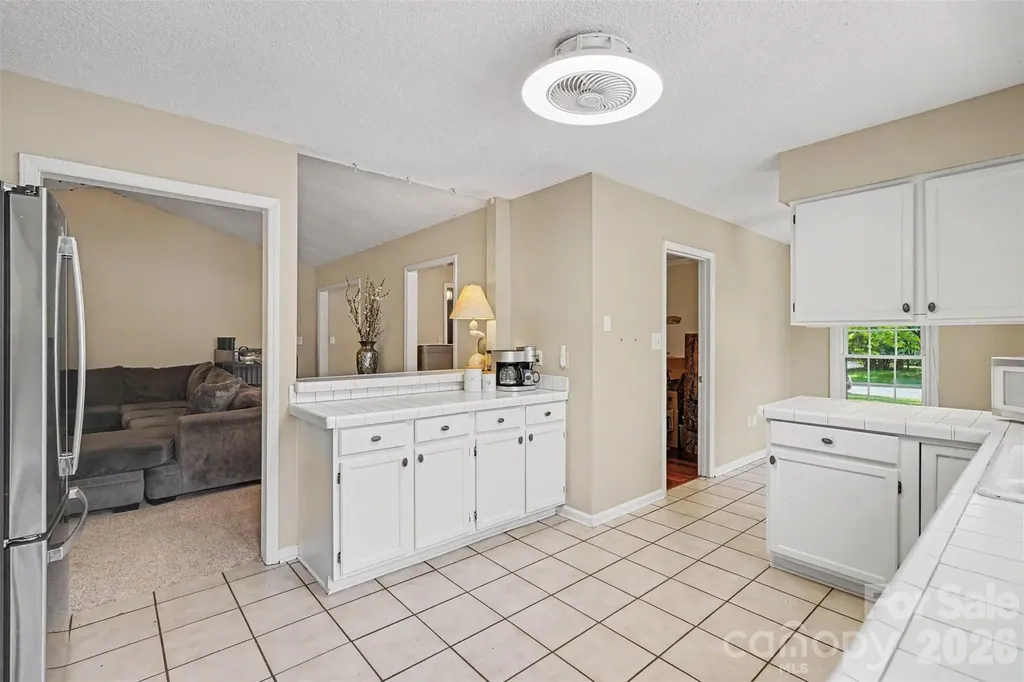 4300 Saxonbury Way Charlotte NC 28269