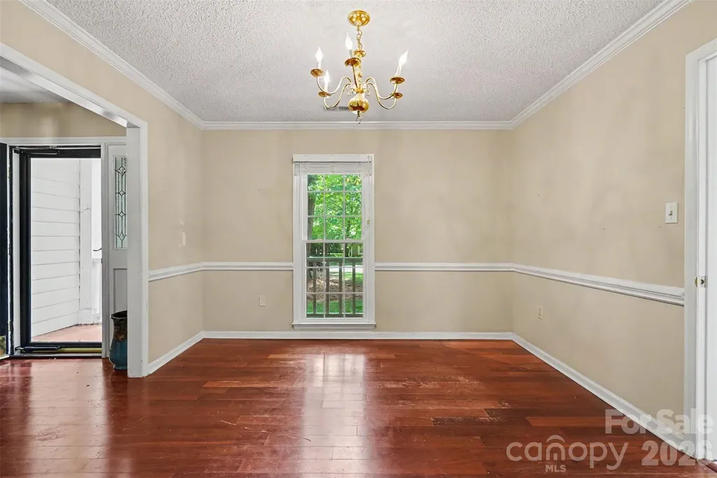 4300 Saxonbury Way Charlotte NC 28269
