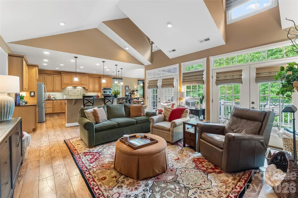483 Cross Creek Drive Marion NC 28752