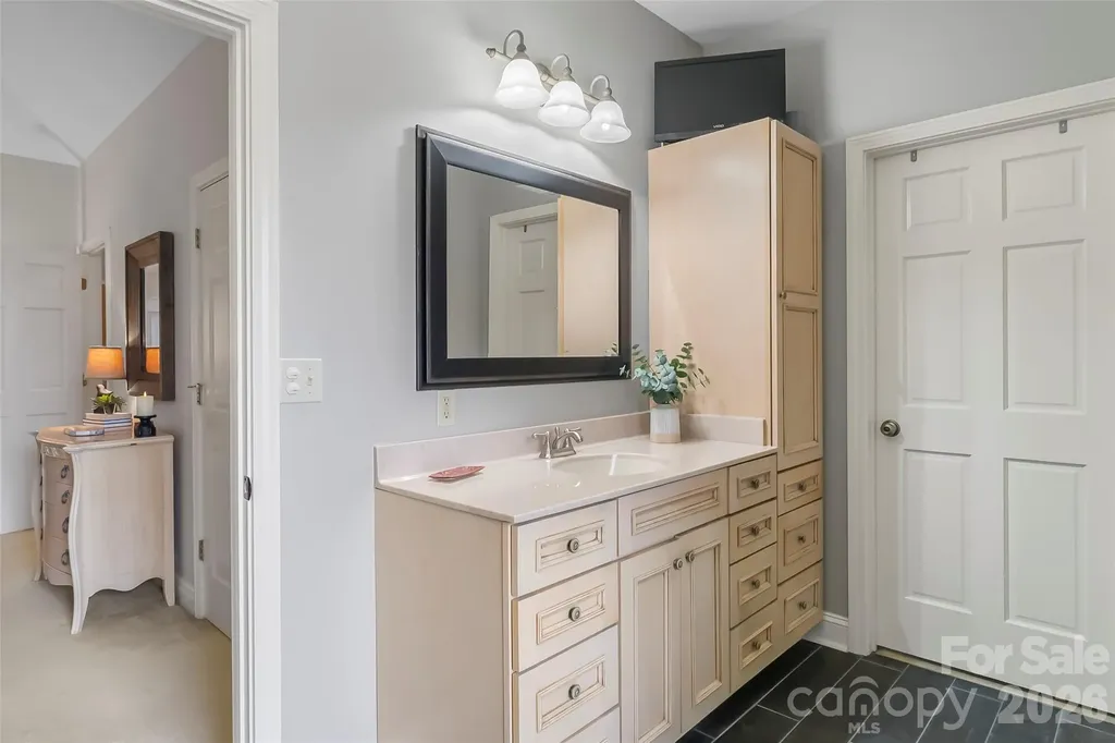 483 Cross Creek Drive Marion NC 28752