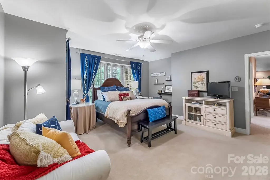 483 Cross Creek Drive Marion NC 28752