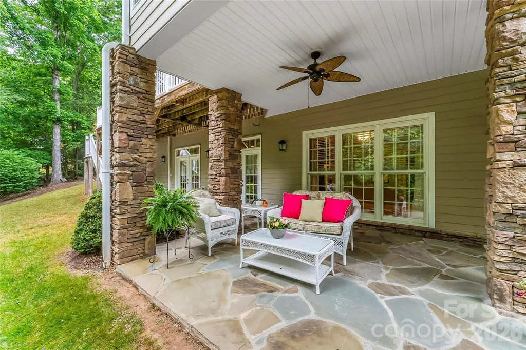 483 Cross Creek Drive Marion NC 28752