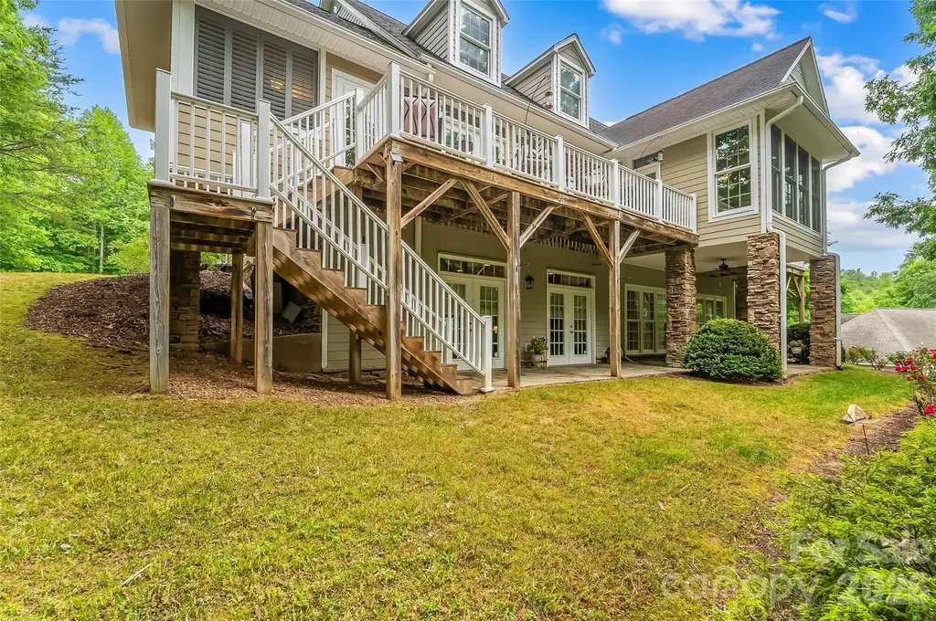 483 Cross Creek Drive Marion NC 28752