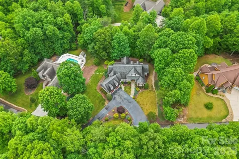 483 Cross Creek Drive Marion NC 28752