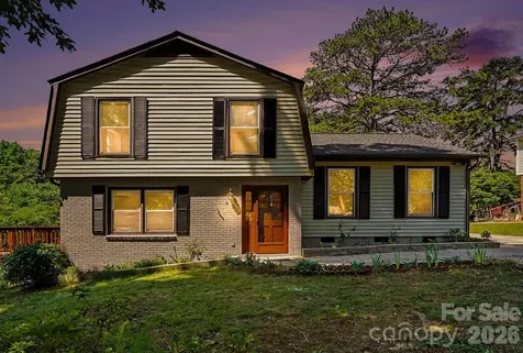 3601 Cross Winds Road Charlotte NC 28227