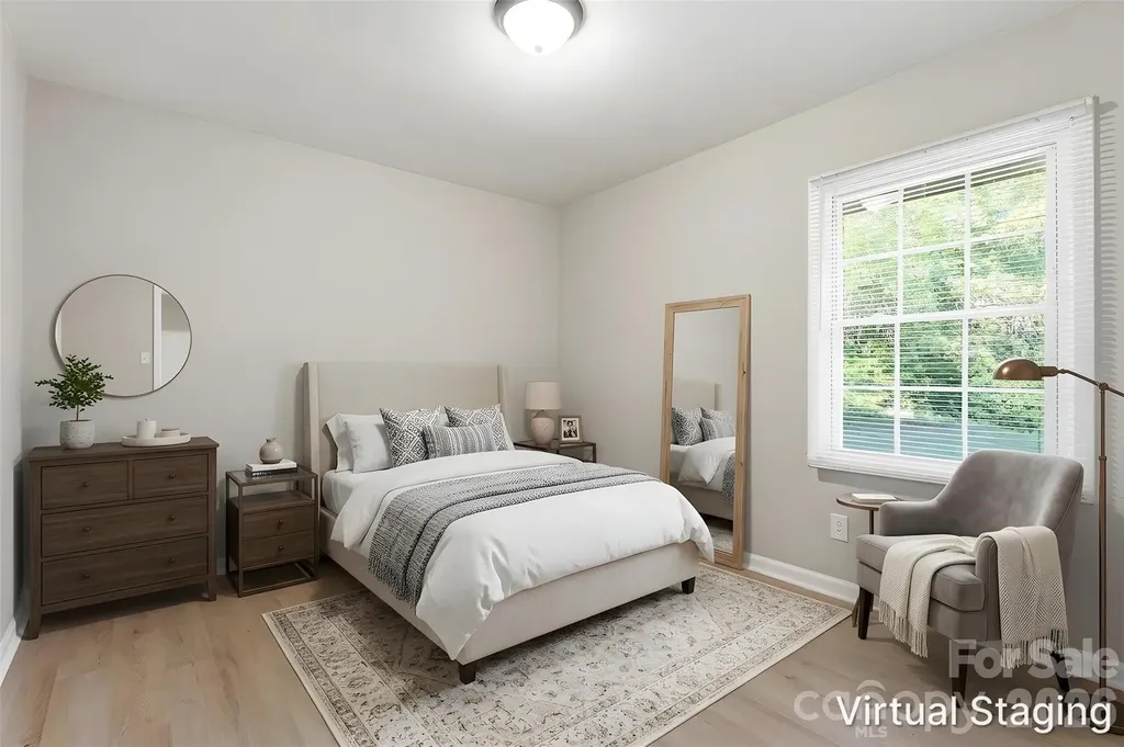 364 Leafmore Drive Charlotte NC 28213