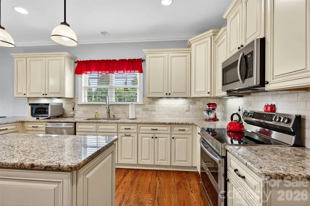 2330 Shiny Leaf Drive Denver NC 28037