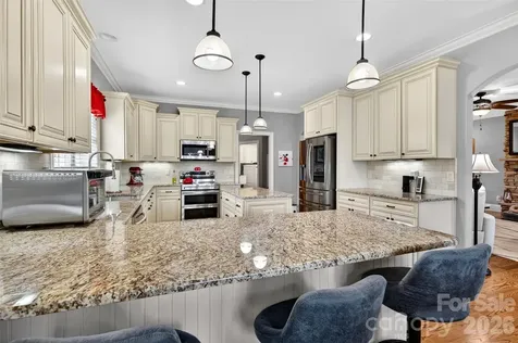 2330 Shiny Leaf Drive Denver NC 28037