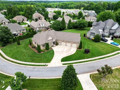 2330 Shiny Leaf Drive Denver NC 28037