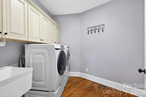 2330 Shiny Leaf Drive Denver NC 28037