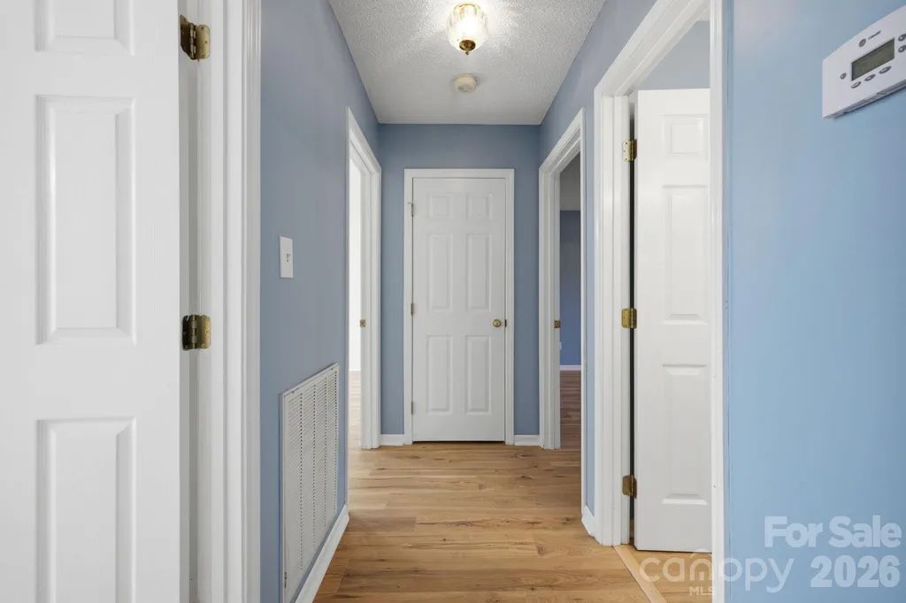 3842 Serenity Drive Hickory NC 28602