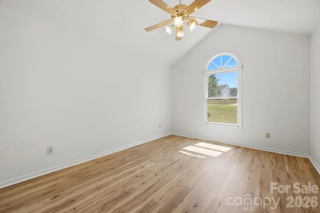 3842 Serenity Drive Hickory NC 28602