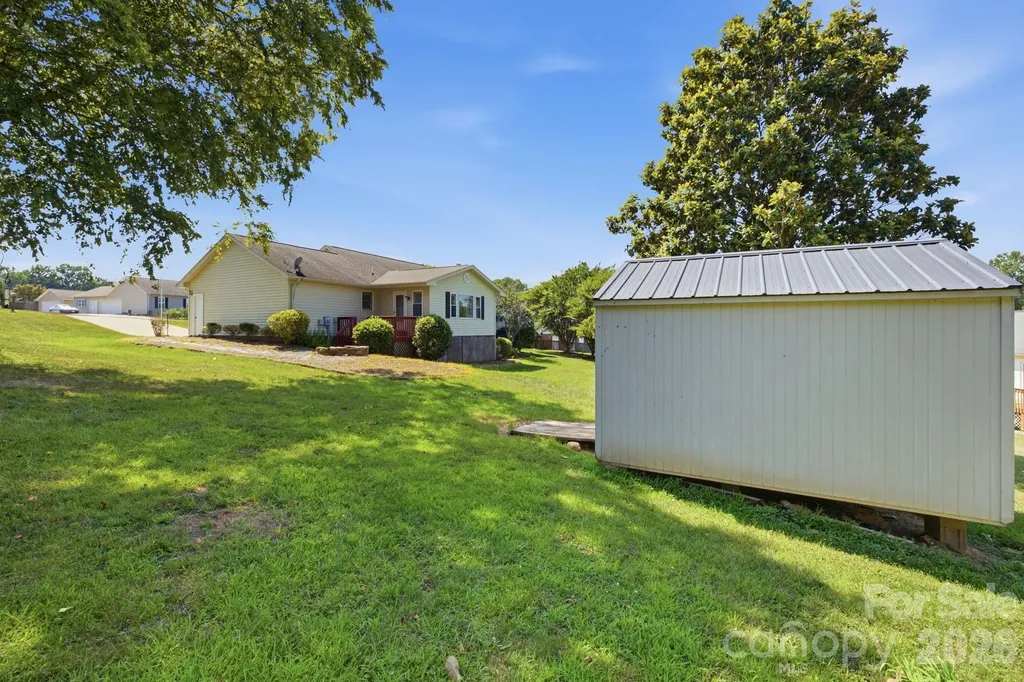3842 Serenity Drive Hickory NC 28602