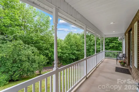 570 Pleasant View Drive Marion NC 28752