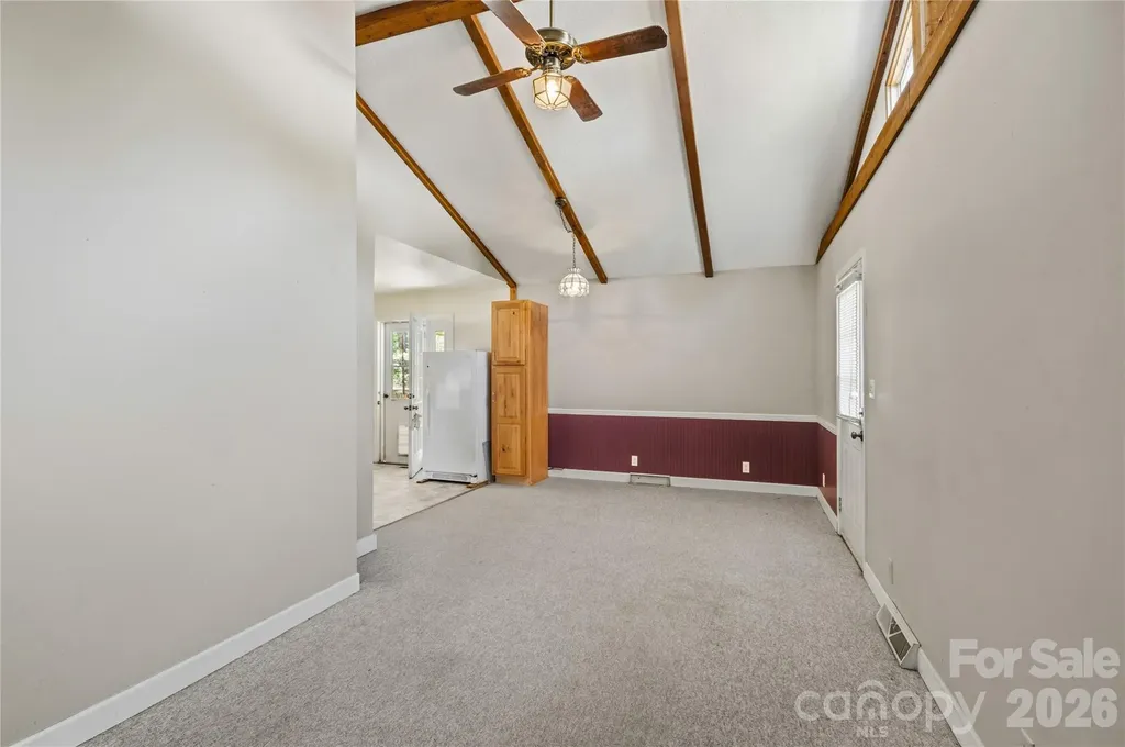 75 Hawthorne Drive Brevard NC 28712