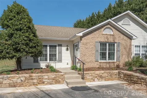 11 Pearl Street Black Mountain NC 28711