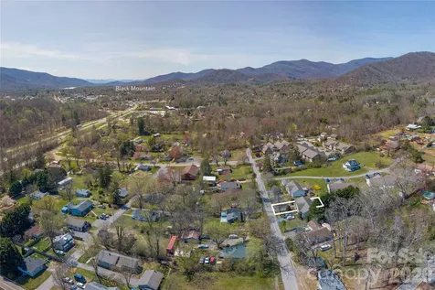 11 Pearl Street Black Mountain NC 28711