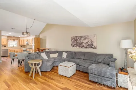 11 Pearl Street Black Mountain NC 28711