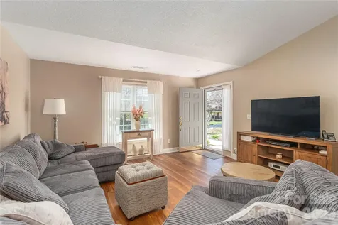 11 Pearl Street Black Mountain NC 28711