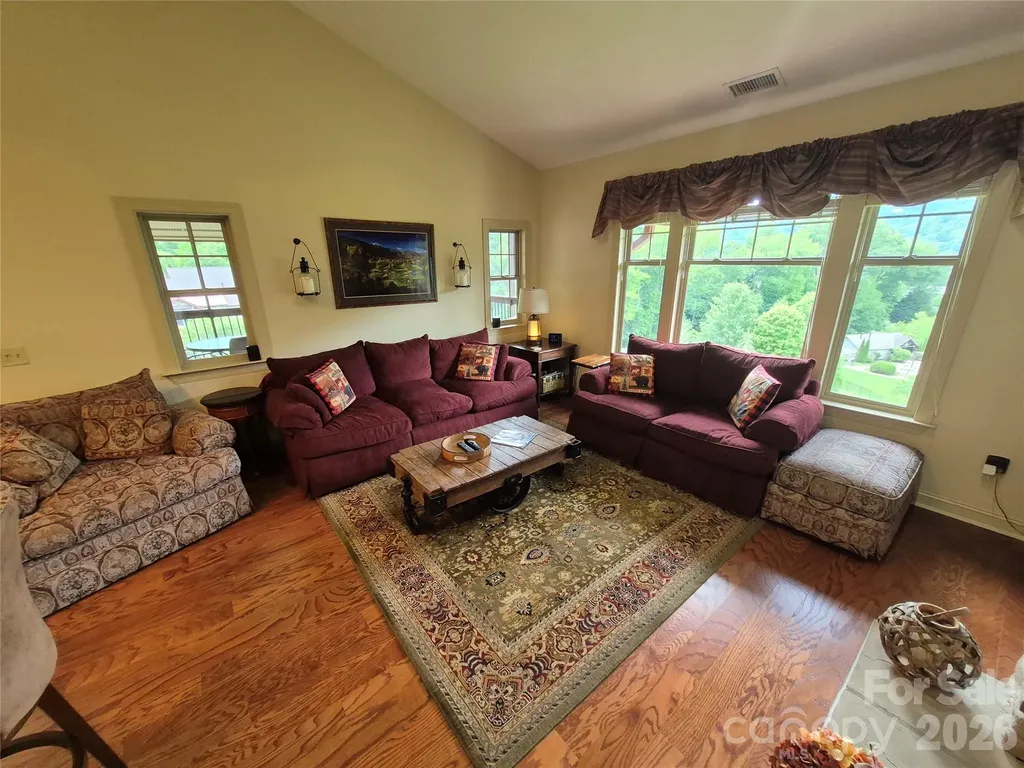 1564 Country Club Drive Maggie Valley NC 28751