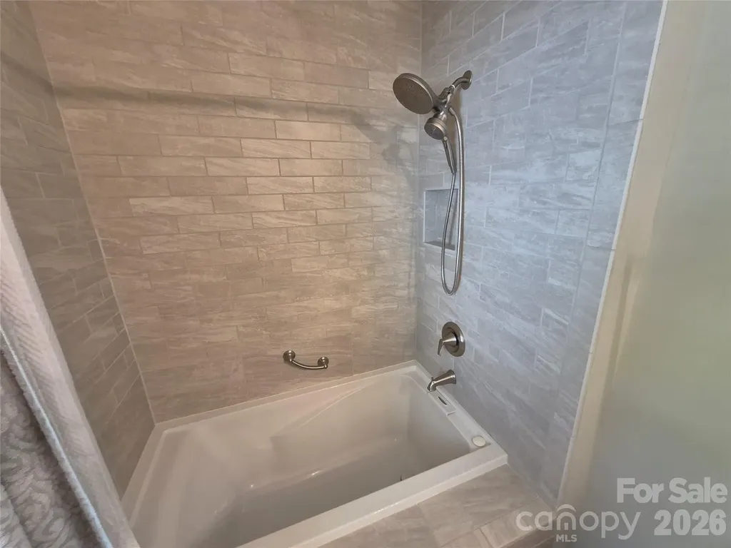 1564 Country Club Drive Maggie Valley NC 28751