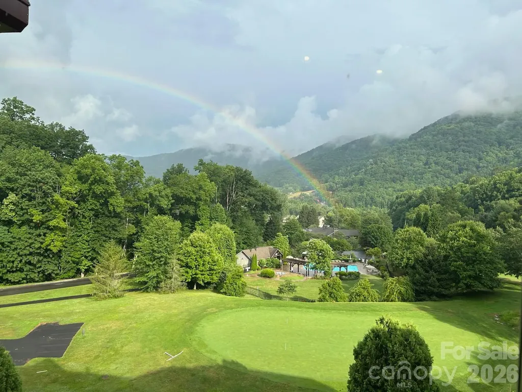 1564 Country Club Drive Maggie Valley NC 28751