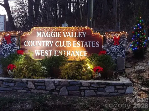 1564 Country Club Drive Maggie Valley NC 28751
