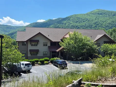 1564 Country Club Drive Maggie Valley NC 28751