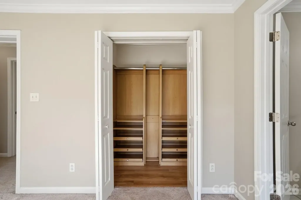4322 Laurel Hill Lane Charlotte NC 28217