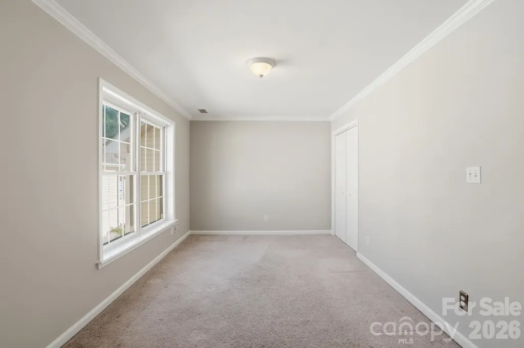 4322 Laurel Hill Lane Charlotte NC 28217