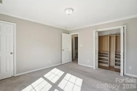4322 Laurel Hill Lane Charlotte NC 28217
