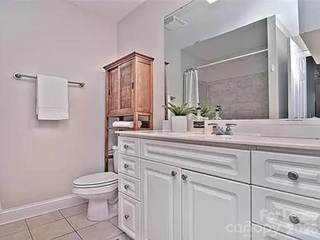 300 W 5th Street Charlotte NC 28202