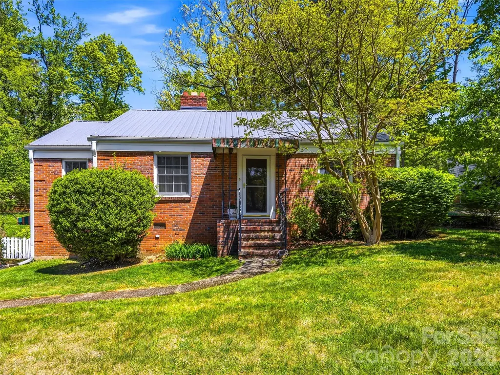 Asheville NC, 28 Canterbury Road