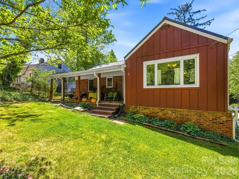 28 Canterbury Road Asheville NC 28805