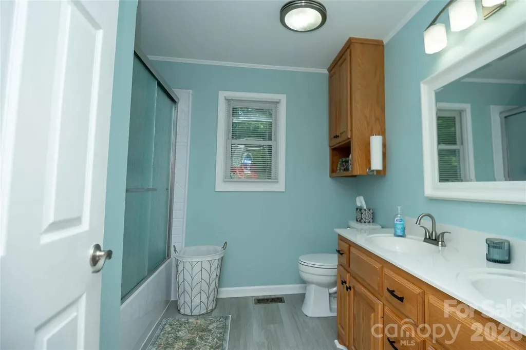 2959 Ramblewoods Drive Valdese NC 28690