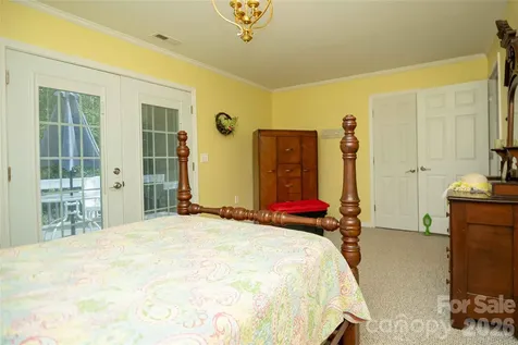2959 Ramblewoods Drive Valdese NC 28690