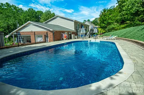 2959 Ramblewoods Drive Valdese NC 28690