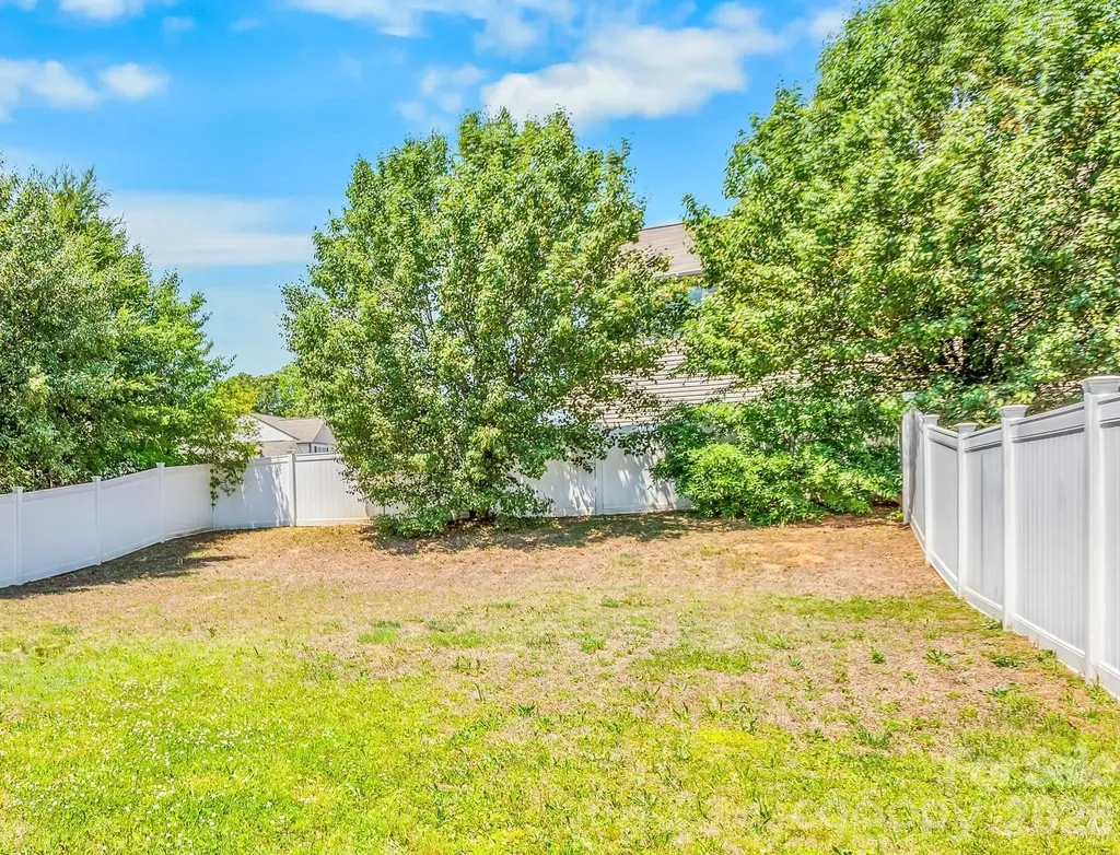 427 Inlet Place Drive Winston Salem NC 27127