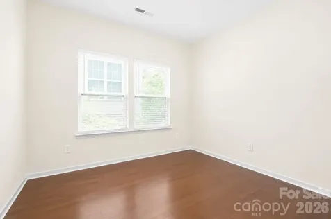 427 Inlet Place Drive Winston Salem NC 27127