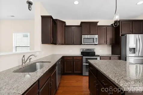 427 Inlet Place Drive Winston Salem NC 27127
